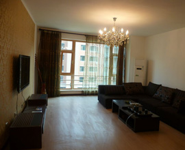 3LDK 160㎡ RMB12000～ / 1ヶ月
